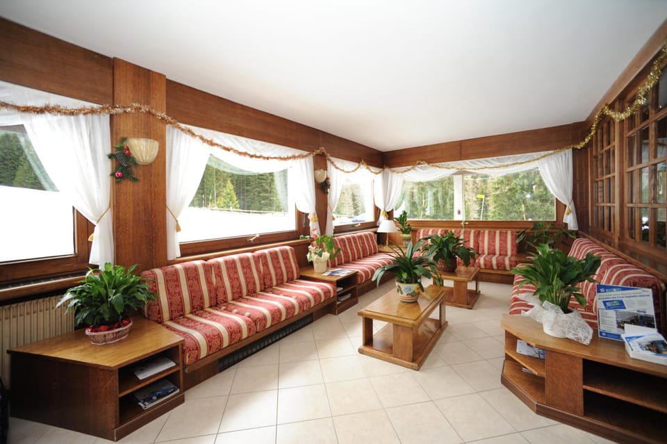 Hotel Bucaneve Hotel in Trentino-South Tyrol