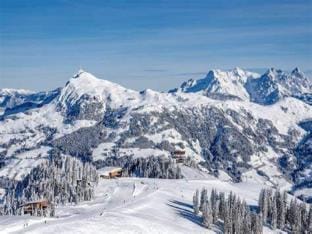 Apartment in Kitzbuhel near Ski Slopes Hotel in Kitzbuhel