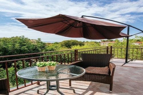 Awesome apartment in Zadarska županija w/  Hotel in Zadar County