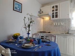 Apartment in Vinisce 100m from the Sea Hotel in Split-Dalmatia County
