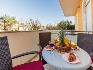 Cozy Banjole Pool Retreat Hotel in Banjole