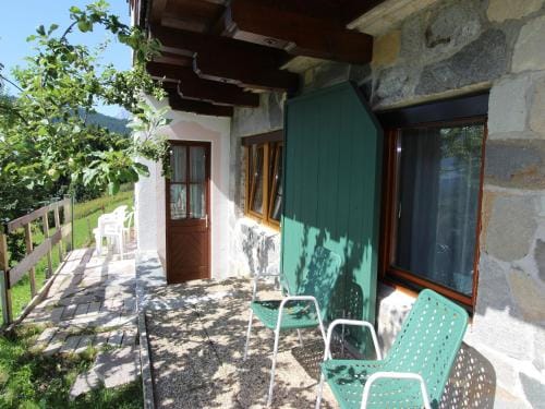Large Apartment in Maria Alm with Terrace Hotel in Salzburgerland