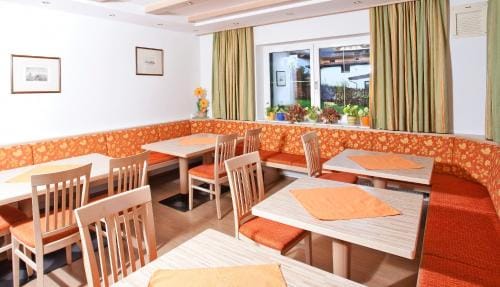 Gastehaus Roland Hotel in Salzburgerland