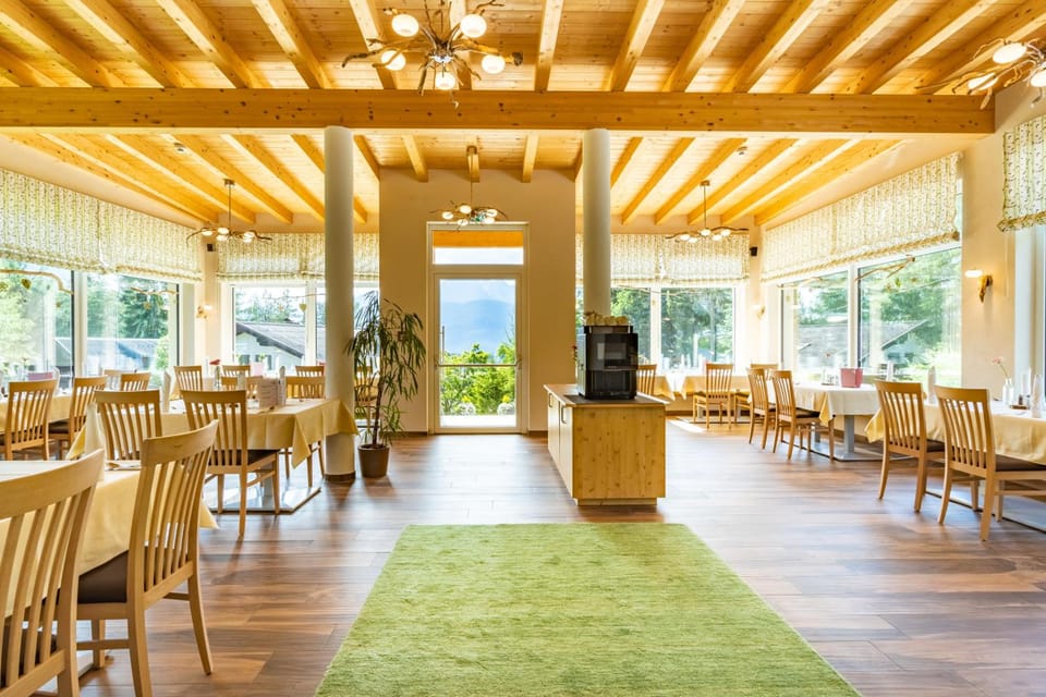 Kinderhotel Larchenhof Hotel in Tyrol