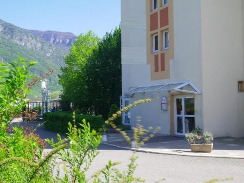 Hotel Amys Voreppe Hotel in Auvergne-Rhône-Alpes