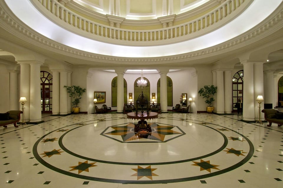 Taj Mahal, Lucknow Hotel in Lucknow