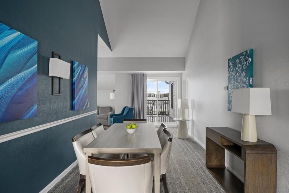 Wyndham Newport Onshore Hotel in Newport