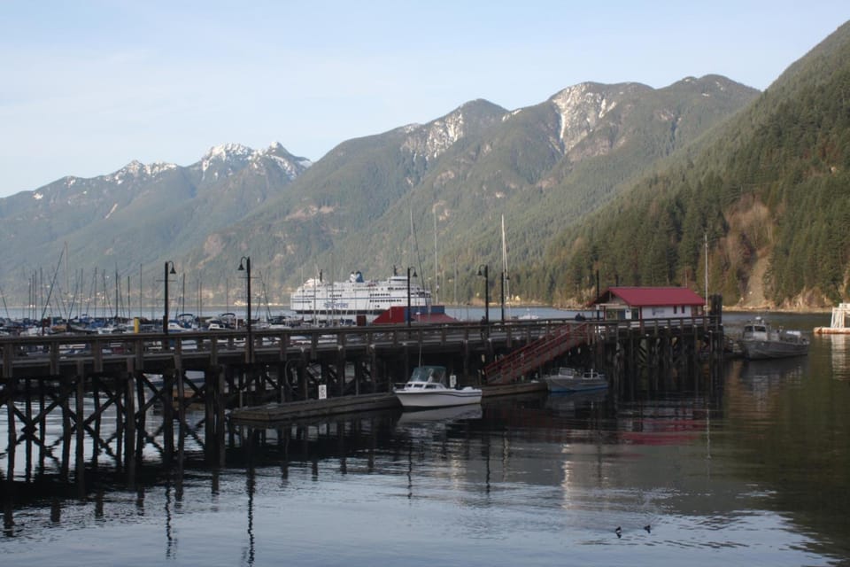 The Classic Horseshoe Bay Motel Motel in West Vancouver