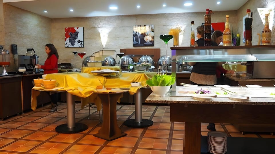Larsa Hotel Hotel in Africa