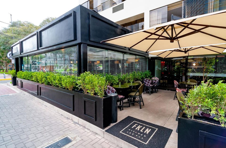Roosevelt Hotel & Suites Hotel in San Isidro
