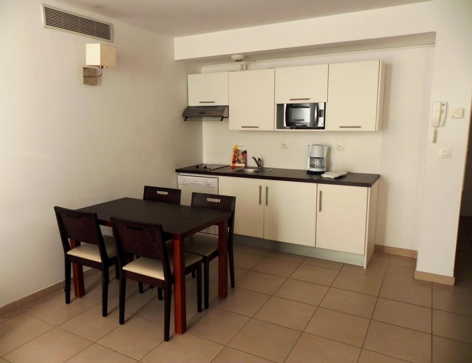 Residence Services Calypso Calanques Plage Hotel in Marseille