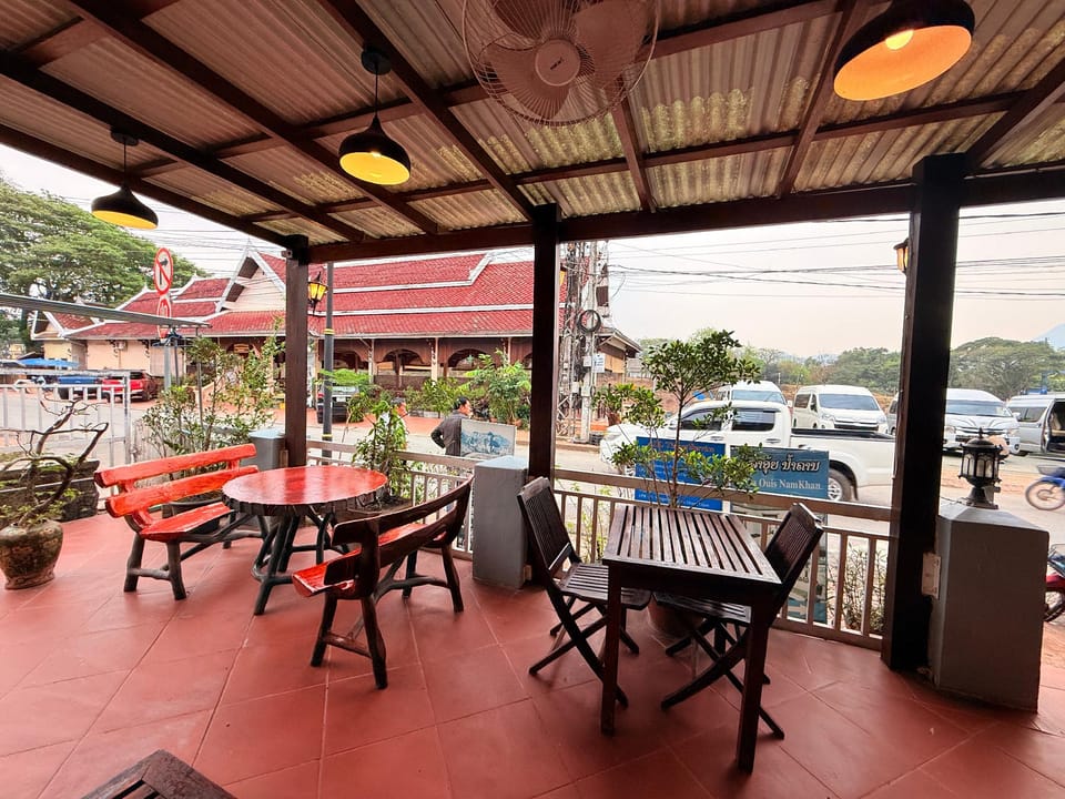 Villa Ouis NamKhan River View Hotel in Luang Prabang