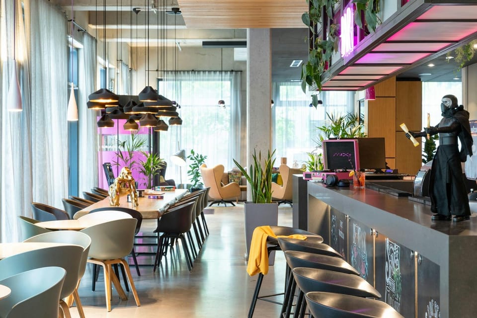 MOXY Frankfurt Airport Hotel in Frankfurt