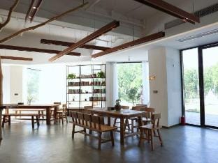 Nanxi River Meets Cloud Cliff B&B Hotel in Zhejiang