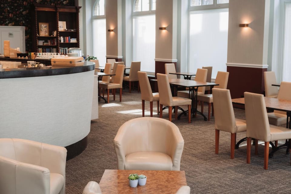 Bar/lounge