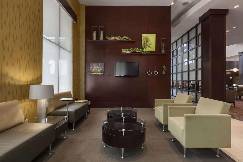 Embassy Suites by Hilton Savannah Airport Hotel in Pooler