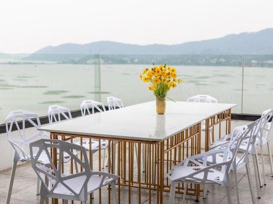 Starry Island Inn Hotel in Suzhou