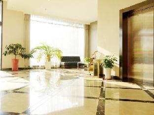 shangkeyou hotel(Wuxi Hudai Zhenhu Road) Hotel in Suzhou