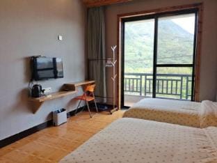 Lin' an Zhulinyuan Farmhouse Hotel in Hangzhou