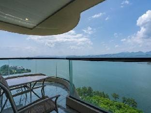 Thousand Island Lake Dinghe Holiday Apartment Hotel in Hangzhou