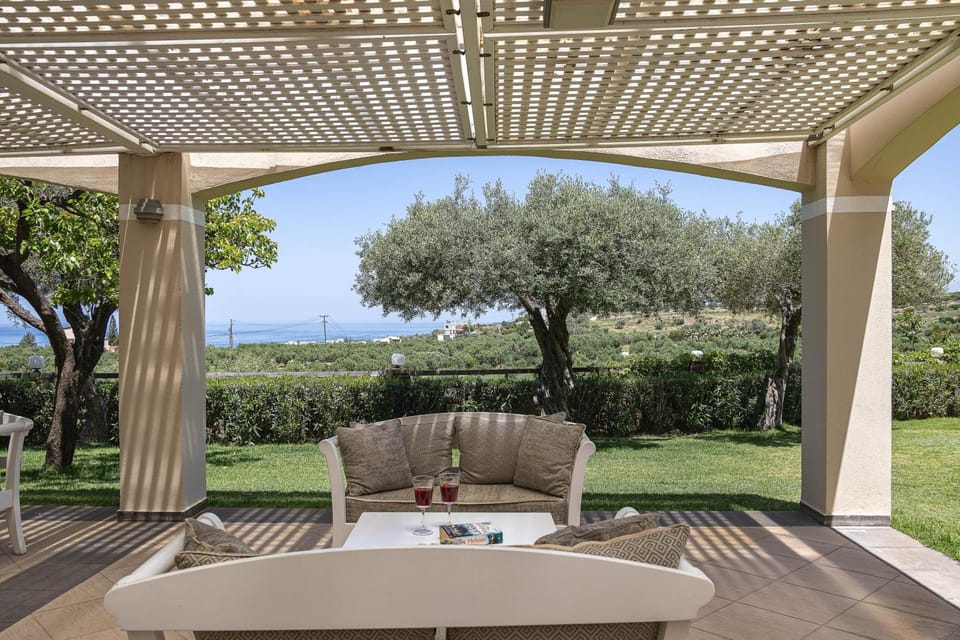 Carme Villas Hotel in Crete