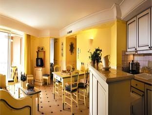 Lagrange Vacances Port-Marine Apartment hotel in Sainte-Maxime
