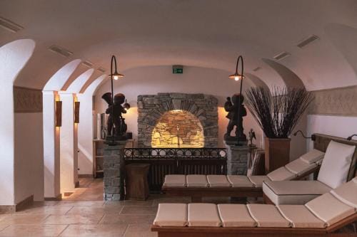 Himmlhof Small Luxury Boutique Hotel Hotel in Saint Anton am Arlberg