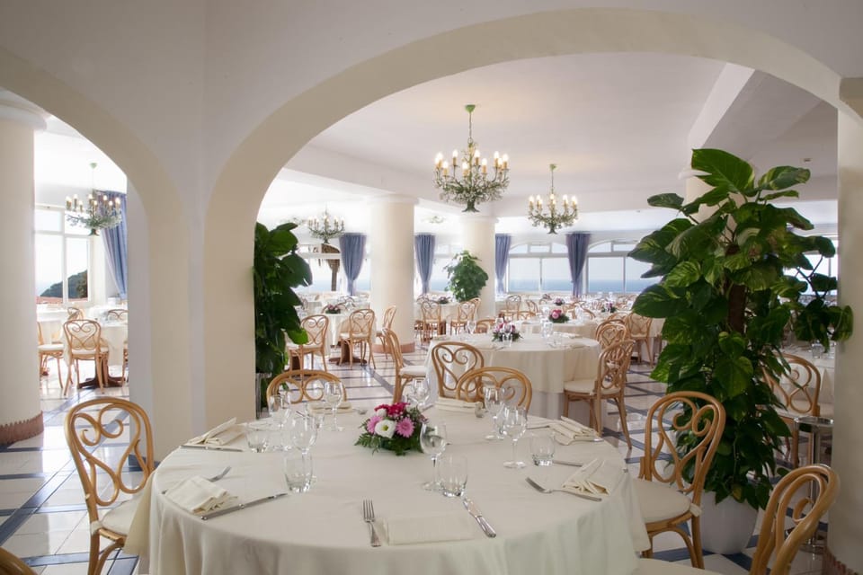 Borgo Romantica - Resort & Spa Hotel in Campania
