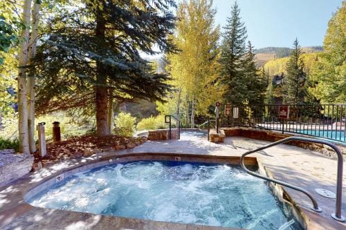 Lion Square Lodge South 650 Hotel in Lionshead Village Vail