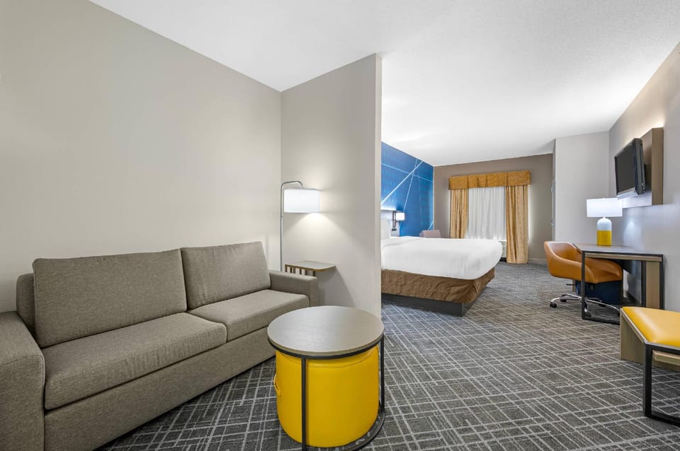 Suite room