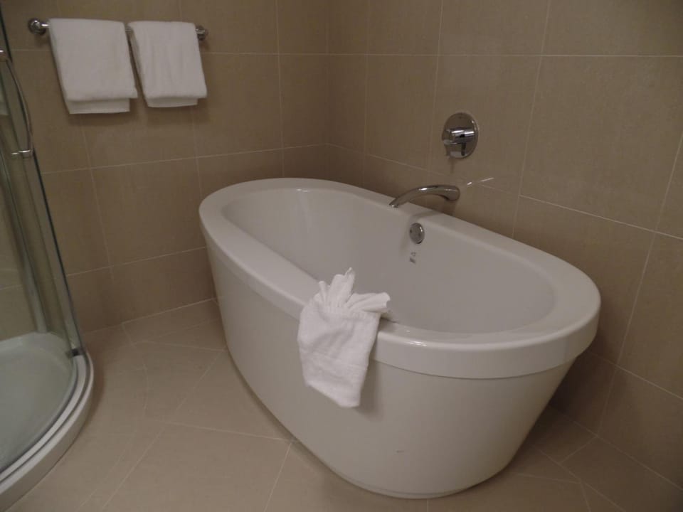Arbutus Inn Hotel in Victoria