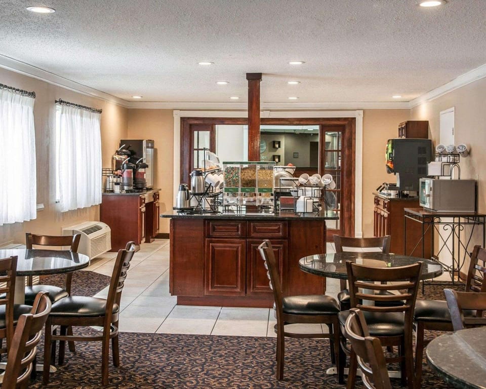 Comfort Inn Indianapolis South Hotel in Perry Township