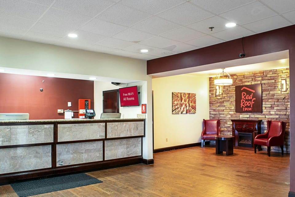 Red Roof Inn & Suites Middletown - Franklin Hotel in Ohio
