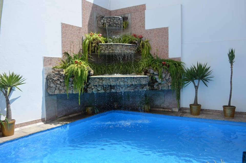 Miraflores Colon Hotel Hotel in Miraflores