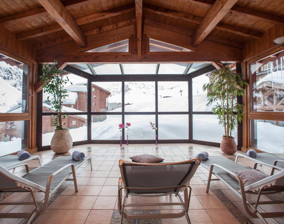 Hotel Les Suites du Montana by Les Etincelles Hotel in Tignes