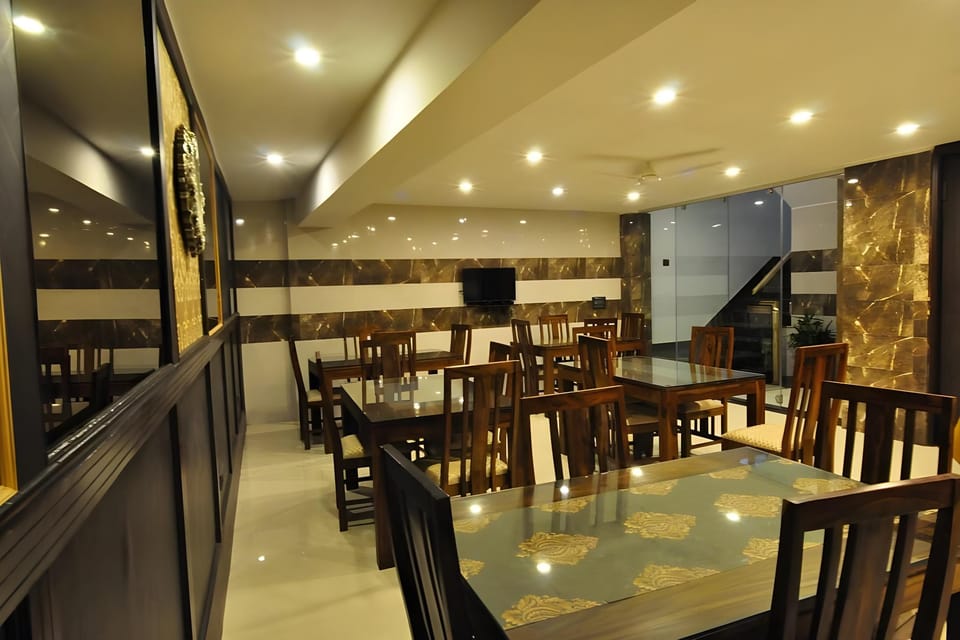 Anand Bhawan                                                                Hotel in New Delhi