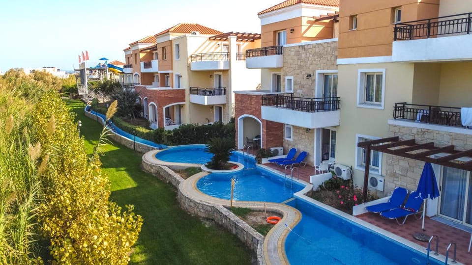 Chrispy Waterpark Resort - All inclusive Resort in Crete
