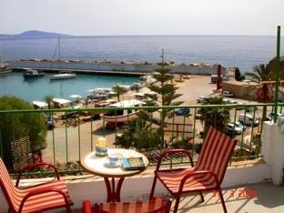 Akteon Rooms Hotel in Crete