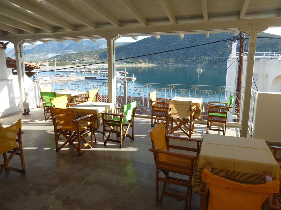 Zoe Pension Apartment hotel in Argolis, Greece