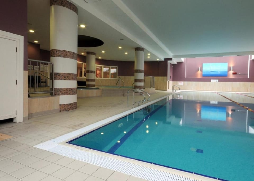 Raheen Woods Hotel Hotel in County Galway