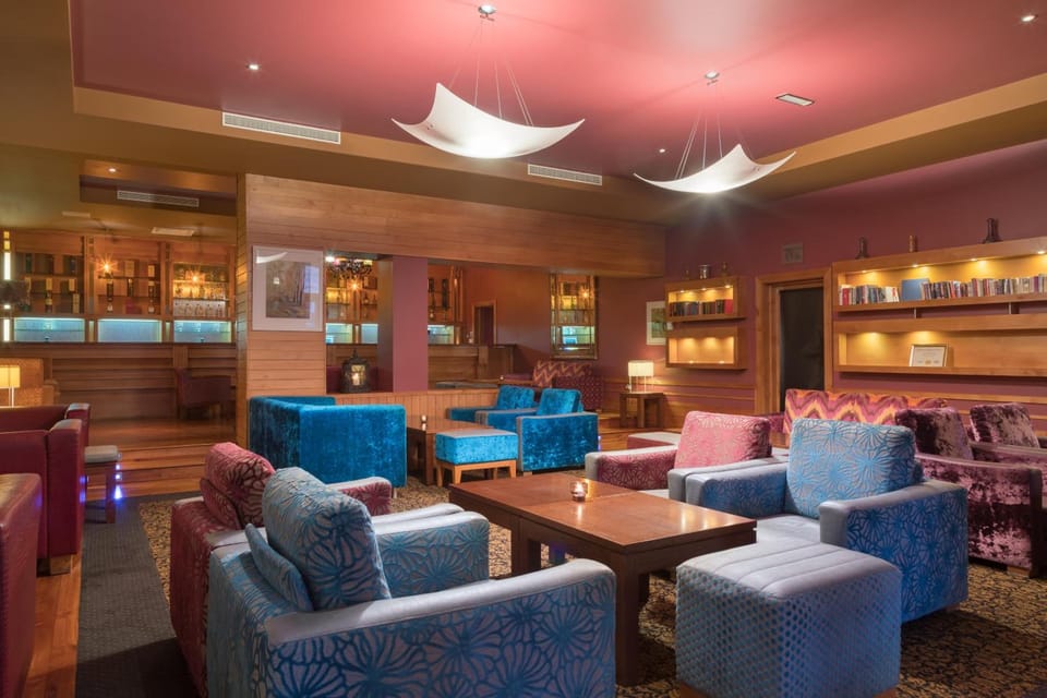 Raheen Woods Hotel Hotel in County Galway