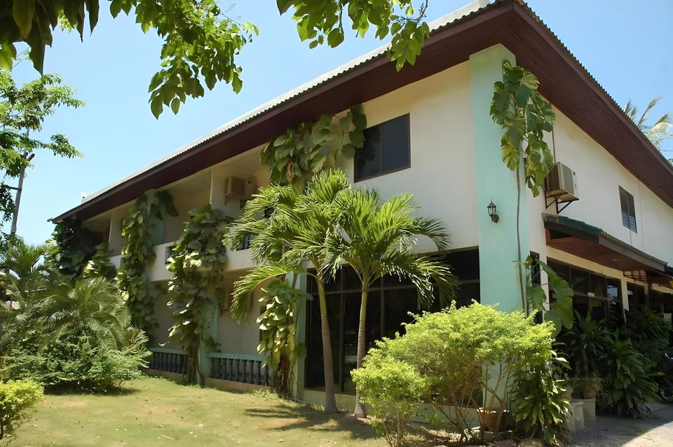 Ocean View Resort Resort in Sala Dan