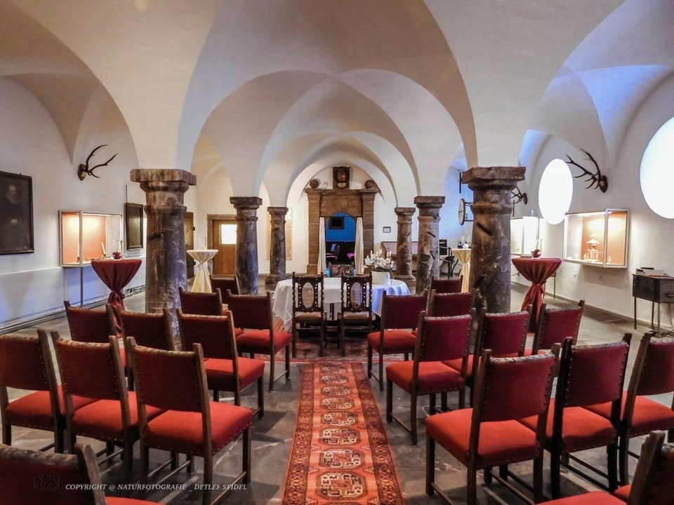 Hotel und Restaurant Burg Schnellenberg Hotel in Hochsauerlandkreis