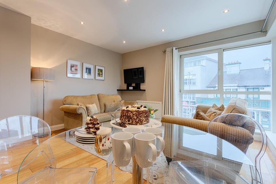 Jameson Court Apartments Apartment hotel in Galway
