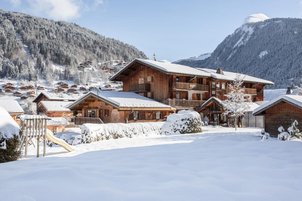 Hotel Les Bruyeres Hotel in Montriond