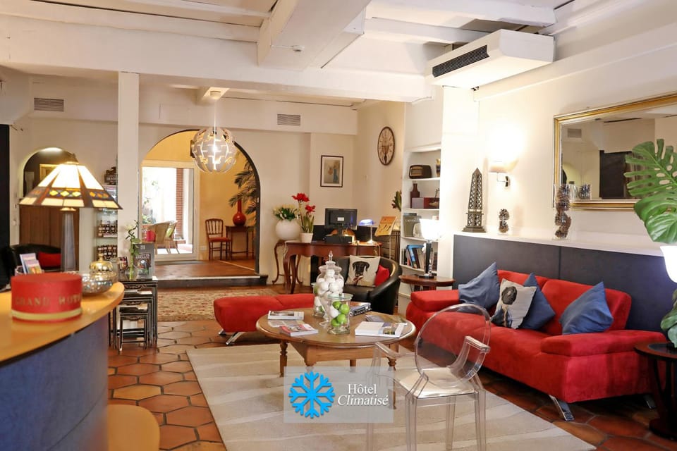 Charming Hotel - Les Pasteliers Hotel in Albi
