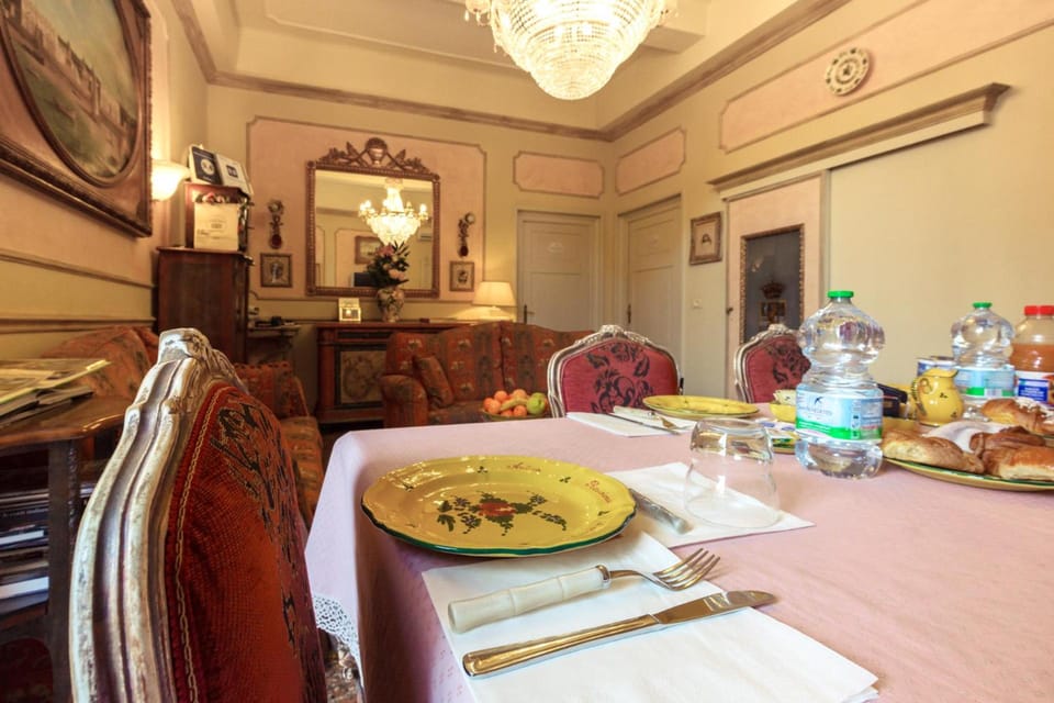 Antica Residenza D'Azeglio Room&Breakfast di Charme Hotel in Bologna