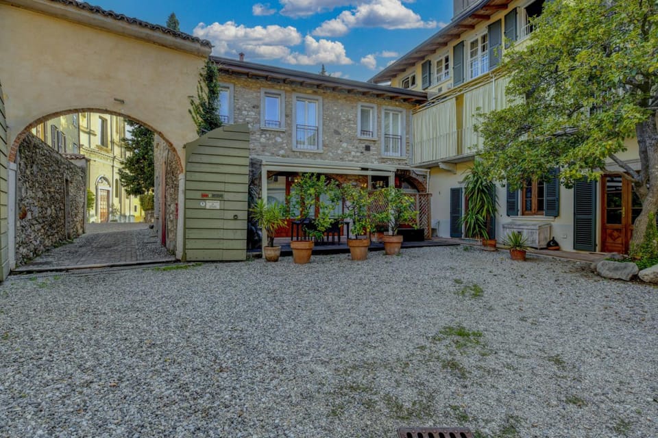Barchi Resort - Apartments & Suites Apartment hotel in Lake Garda