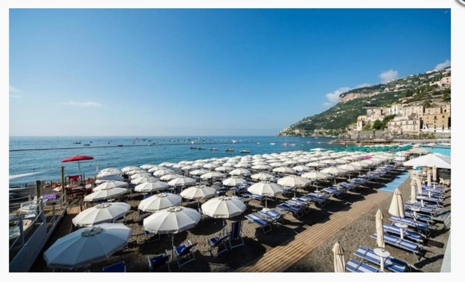 Eden Holiday Apartment Resort in Minori