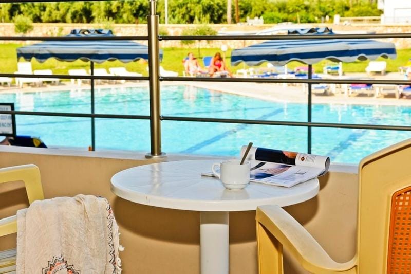 Emerald Hotel Apartment hotel in Kremasti